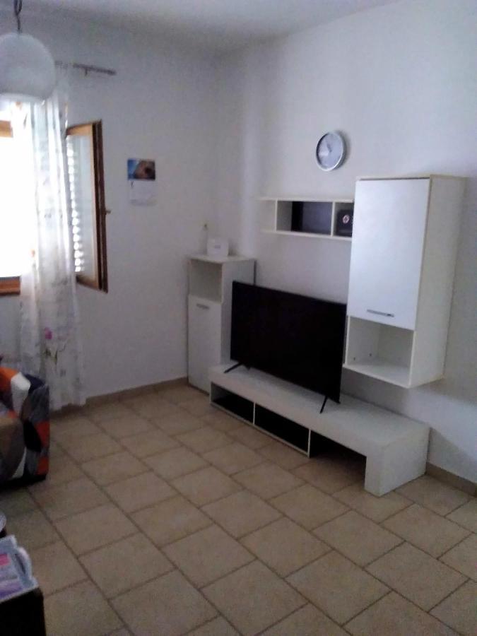 Villa House " Bond " Tisno Exterior foto