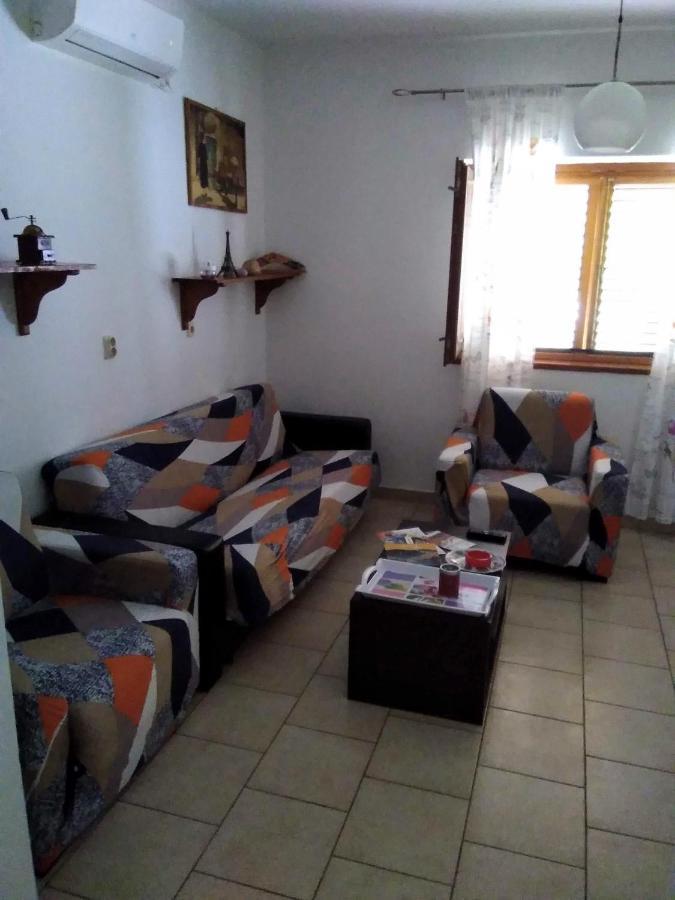 Villa House " Bond " Tisno Exterior foto